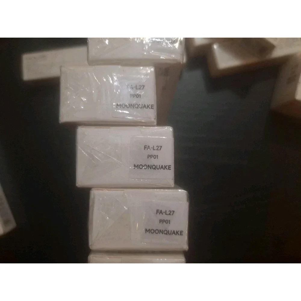 Focallure sealed box